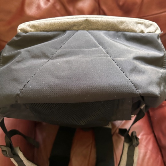 Large computer backpack - Picture 12 of 13